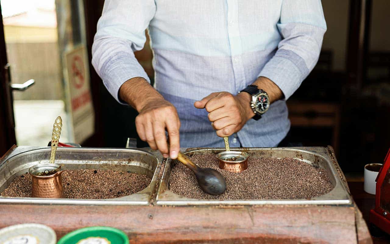 اولین شکل تهیه قهوه نوشیدنی